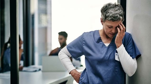 Nurse burnout linked to lower quality, safety